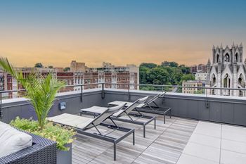 Berkshire 15 Apartments with Roof Top Sundeck and Lounge  2011 15th Street NW Washington DC 20009